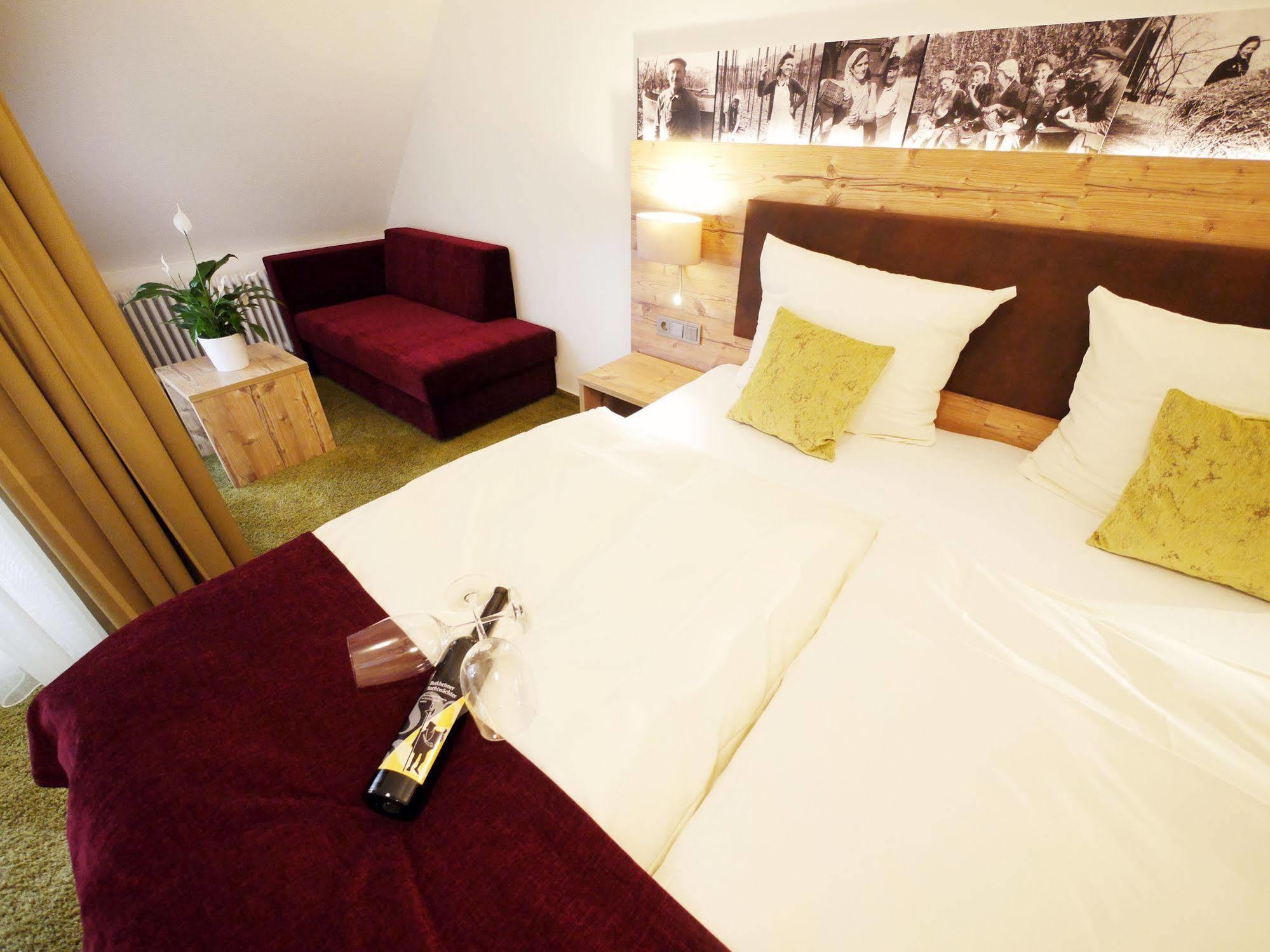 Kreuz-Post Hotel-Restaurant-Spa フォグツブルク エクステリア 写真